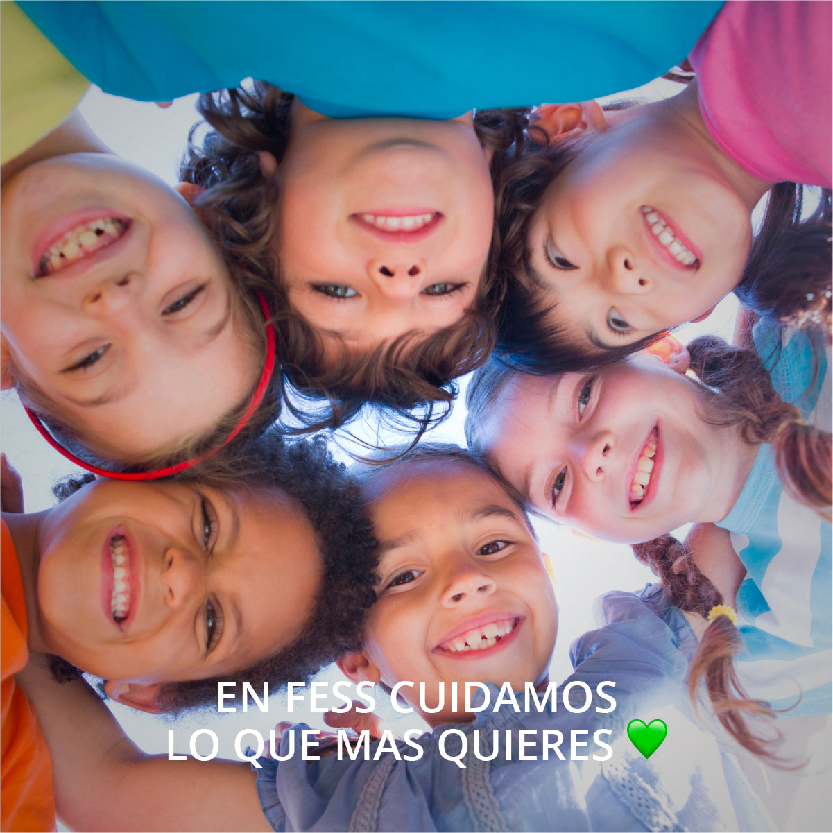 Repelente natural de piojos y liendres. Efectivo para eliminar o prevenir una infestación de piojos. Ideal para proteger a los niños de contagios en temporada alta y para eliminar en caso de estar contagiado. Repelente de viaje.